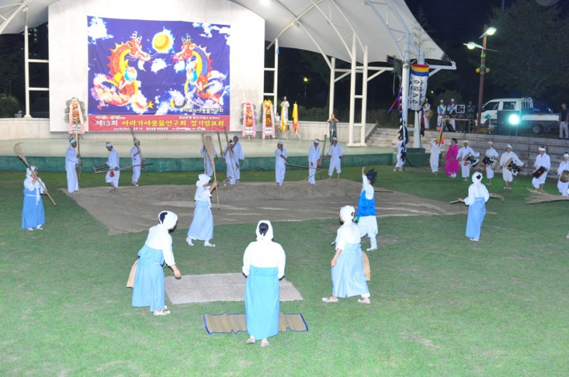 2012bec6c7b3c1a4b1e2b9dfc7a5c8b8_129.jpg