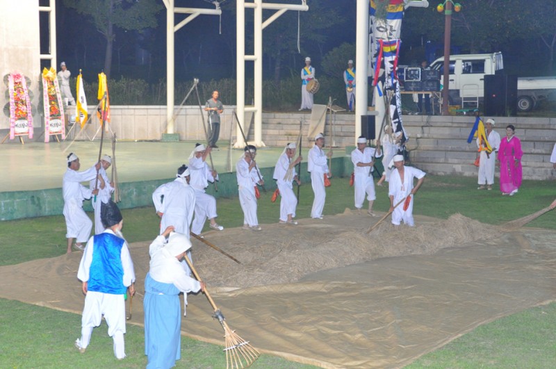 2012bec6c7b3c1a4b1e2b9dfc7a5c8b8_131.jpg