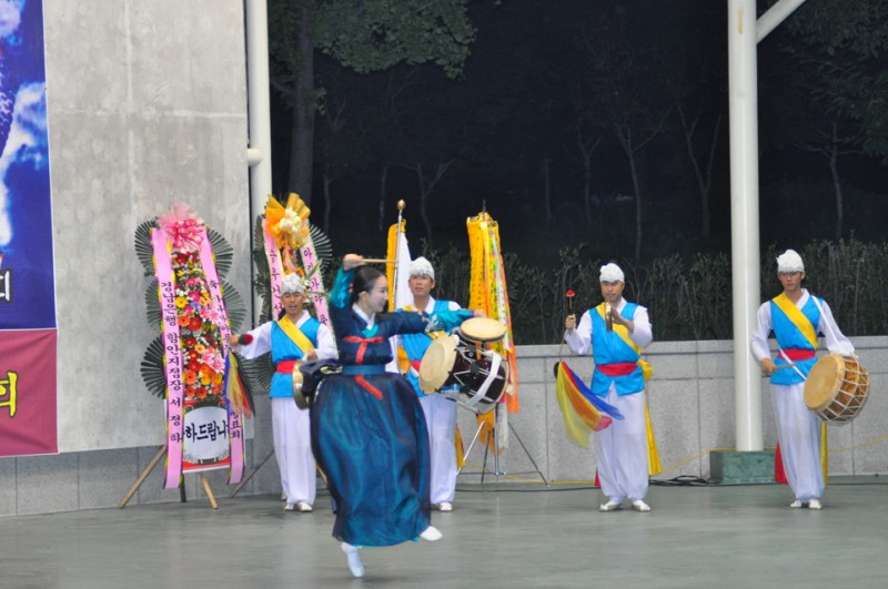 2012bec6c7b3c1a4b1e2b9dfc7a5c8b8_167.jpg