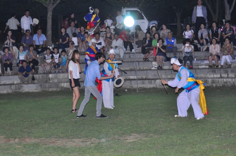 2012bec6c7b3c1a4b1e2b9dfc7a5c8b8_182.jpg