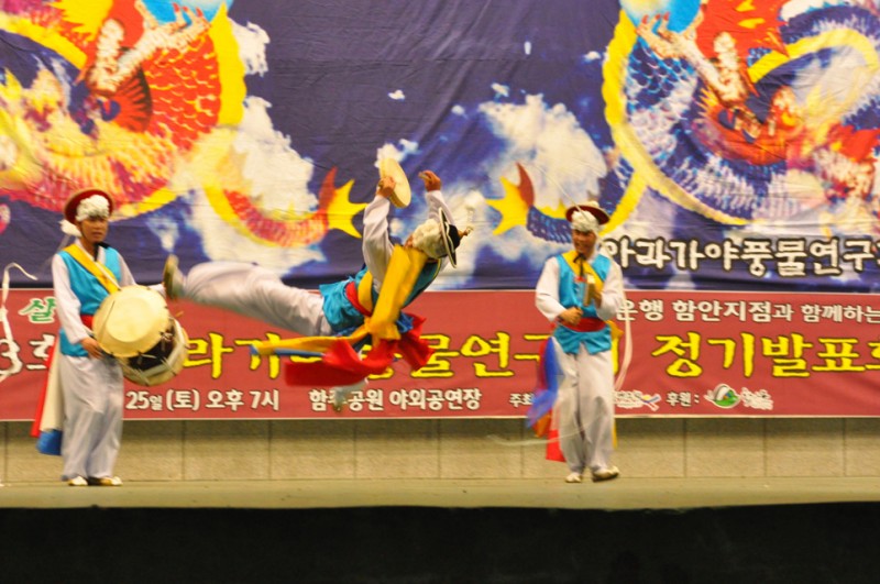 2012bec6c7b3c1a4b1e2b9dfc7a5c8b8_279.jpg
