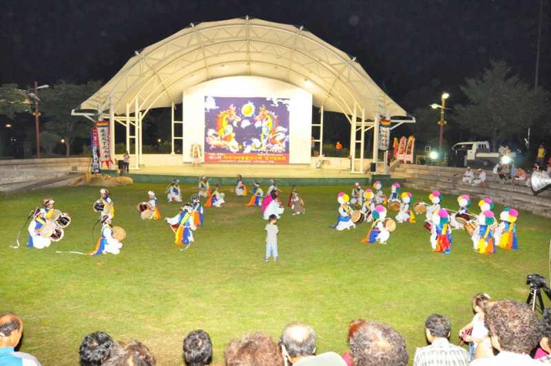 2012bec6c7b3c1a4b1e2b9dfc7a5c8b8_301.jpg