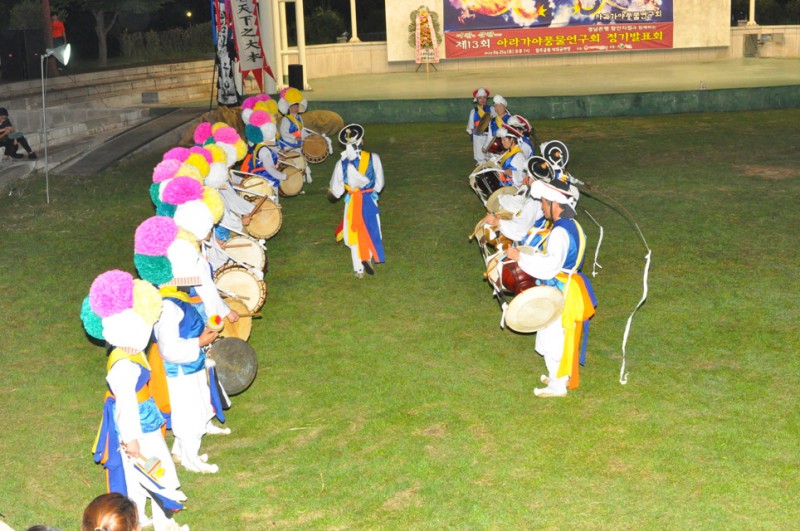 2012bec6c7b3c1a4b1e2b9dfc7a5c8b8_335.jpg