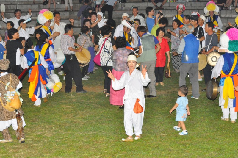 2012bec6c7b3c1a4b1e2b9dfc7a5c8b8_348.jpg