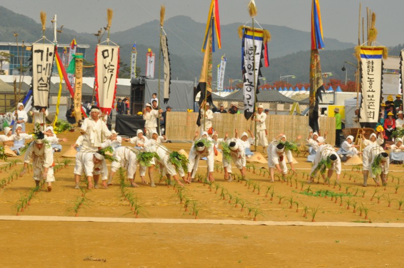 2012c7d1b1b9b9cebcd3bfb9bcfac3e0c1a6_353.jpg