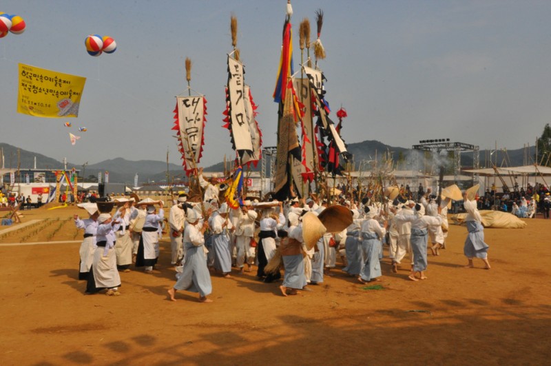 2012c7d1b1b9b9cebcd3bfb9bcfac3e0c1a6_453.jpg