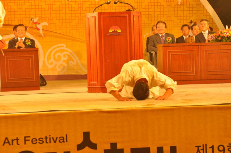 2012c7d1b1b9b9cebcd3bfb9bcfac3e0c1a6_641.jpg