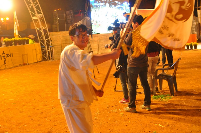 2012c7d1b1b9b9cebcd3bfb9bcfac3e0c1a6_658.jpg